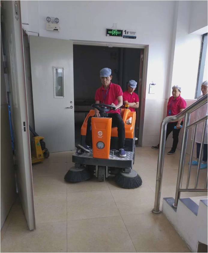 明捷清潔對區域主管進行實操培訓